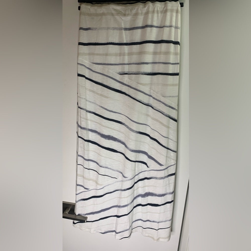 Express Womens White black striped Maxi skirt size xs